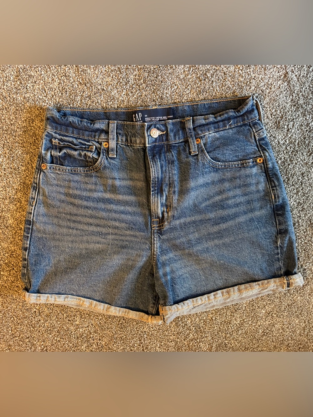 GAP Mid-Rise Rolled Hem Denim Shorts in Blue